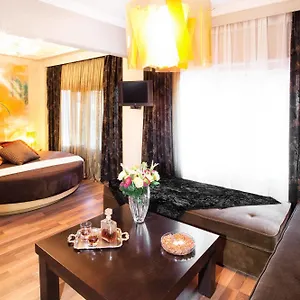 Ξενοδοχείο Plaza Hotel, Philian And, Θεσσαλονίκη