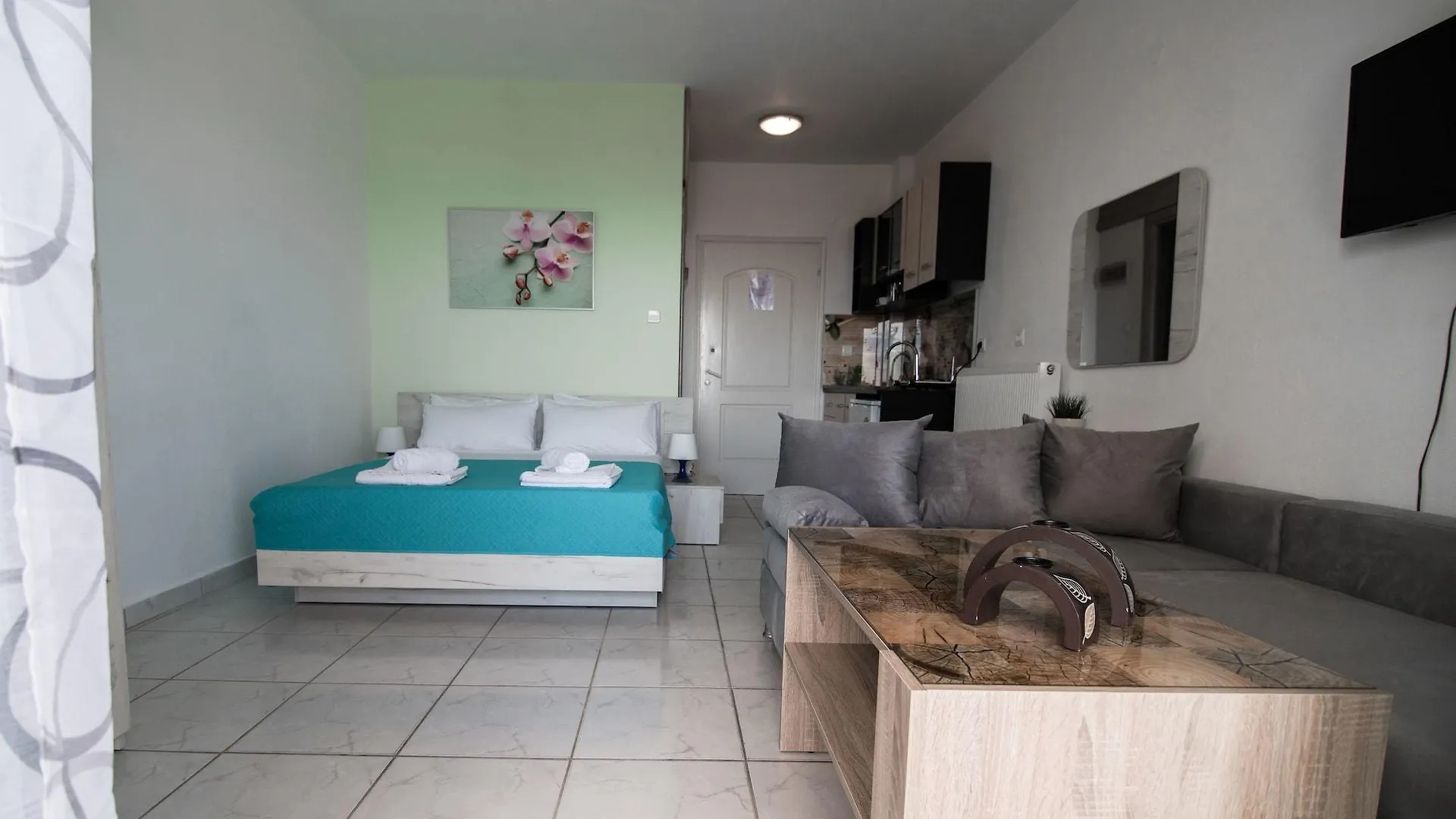 مولا كاليفا Dias Apartments 4*, مولا كاليفا اليونان